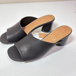 Seven7 Black Moscow Mule Womens 8.5 Snake Embossed Open Toe Sandals Block Heels